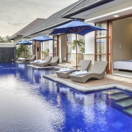 M Two Villas Seminyak Buitenkant foto