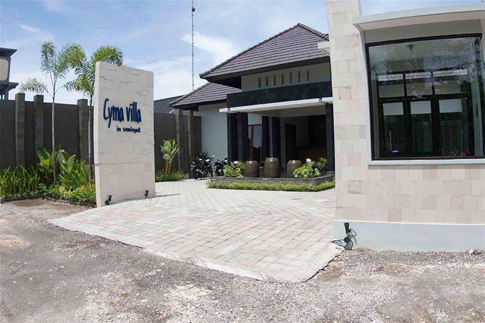 M Two Villas Seminyak Buitenkant foto