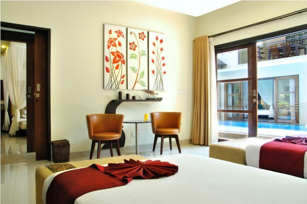 M Two Villas Seminyak Buitenkant foto